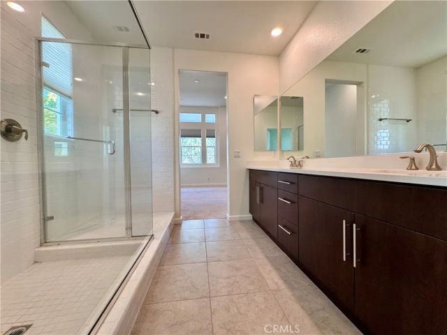 136 Acamar, Irvine, CA 92618