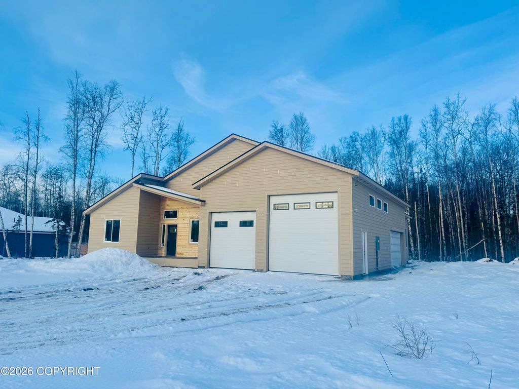 4751 W Monument Circle, Wasilla, AK 99654