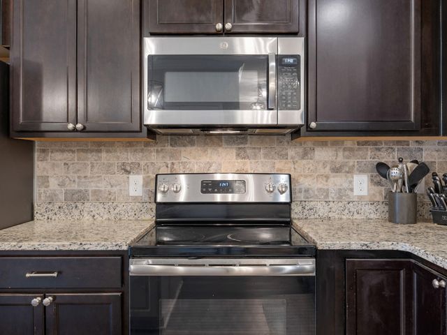 20 Howards End Court, Simpsonville, SC 29681