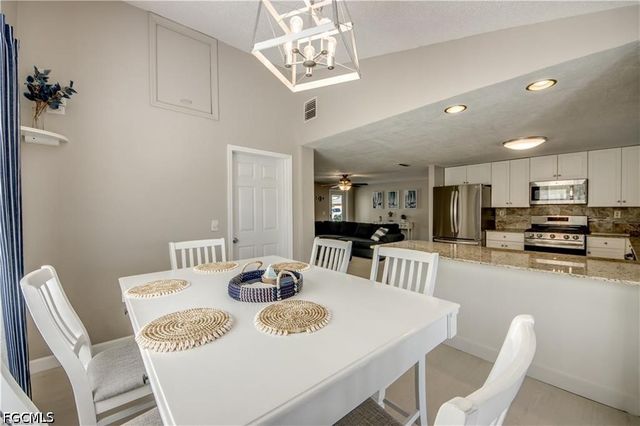 12262 Boat Shell DR, Matlacha Isles, FL 33991