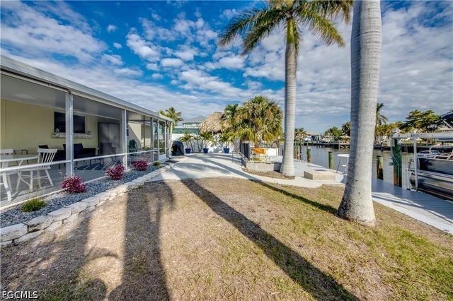 12262 Boat Shell DR, Matlacha Isles, FL 33991