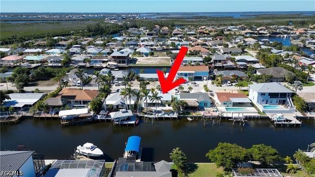 12262 Boat Shell DR, Matlacha Isles, FL 33991
