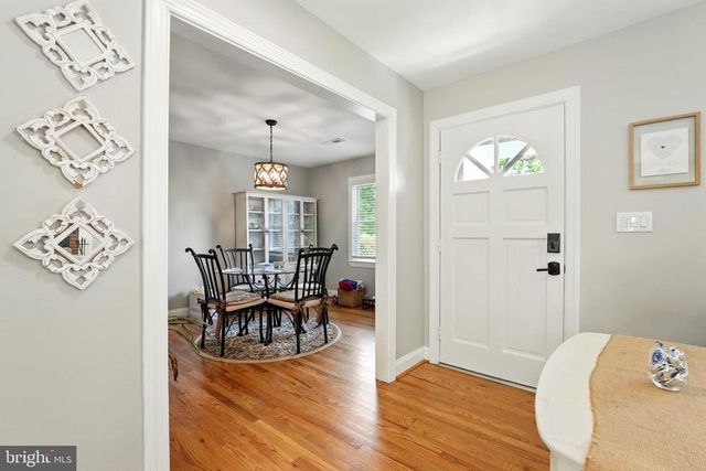 453 BUCK MOUNTAIN RD, Earlysville, VA 22936