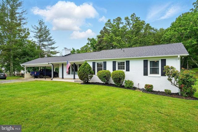 453 BUCK MOUNTAIN RD, Earlysville, VA 22936