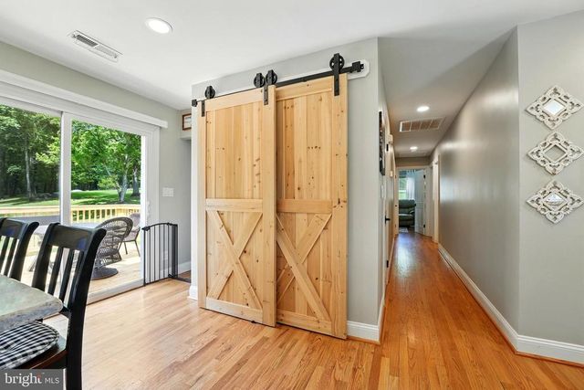 453 BUCK MOUNTAIN RD, Earlysville, VA 22936