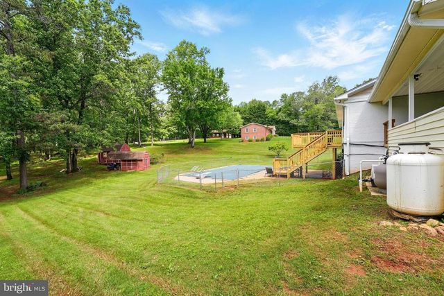 453 BUCK MOUNTAIN RD, Earlysville, VA 22936