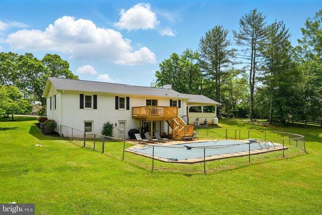 453 BUCK MOUNTAIN RD, Earlysville, VA 22936
