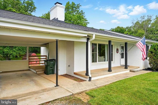 453 BUCK MOUNTAIN RD, Earlysville, VA 22936