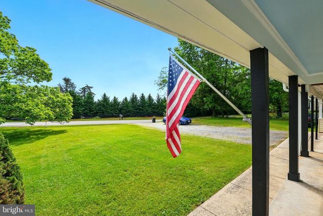 453 BUCK MOUNTAIN RD, Earlysville, VA 22936