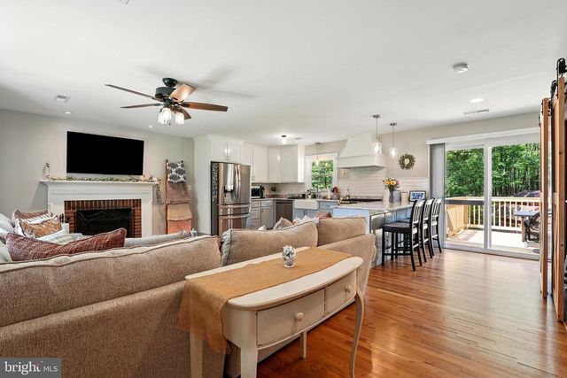 453 BUCK MOUNTAIN RD, Earlysville, VA 22936