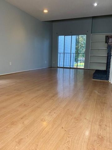 9809 Richmond Avenue A14, Houston, TX 77042