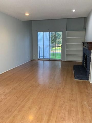 9809 Richmond Avenue A14, Houston, TX 77042