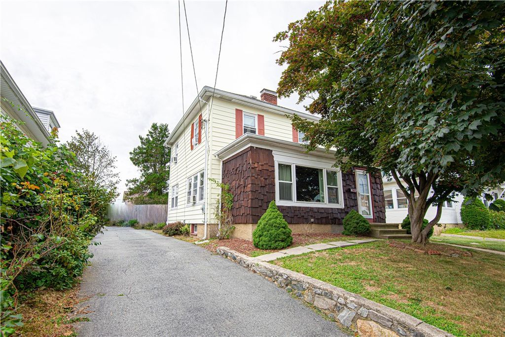 16 Riverfarm Road, Cranston, RI 02910