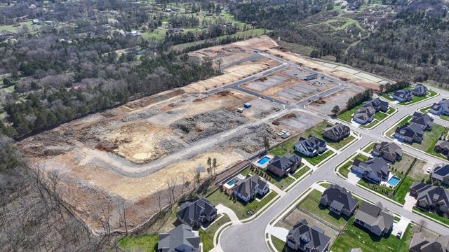 1233 Wallace Way, Hermitage, TN 37076