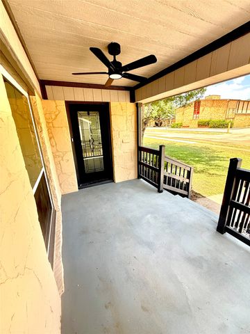 1814 Melbourne Avenue, Dallas, TX 75224