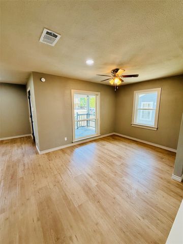 1814 Melbourne Avenue, Dallas, TX 75224