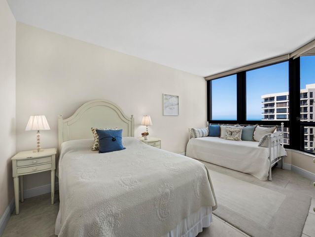 1211 GULF OF MEXICO DRIVE 709, Longboat Key, FL 34228