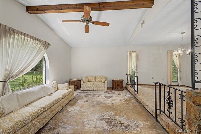 18255 Lake Lindsey Road, Brooksville, FL 34601
