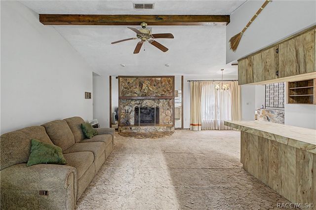 18255 Lake Lindsey Road, Brooksville, FL 34601