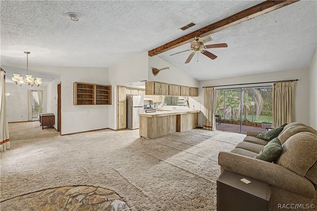 18255 Lake Lindsey Road, Brooksville, FL 34601