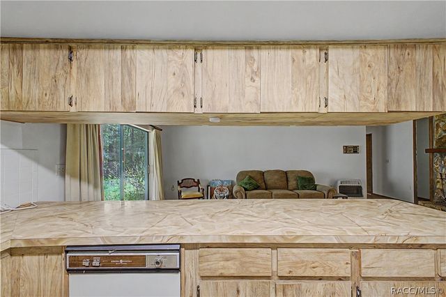 18255 Lake Lindsey Road, Brooksville, FL 34601