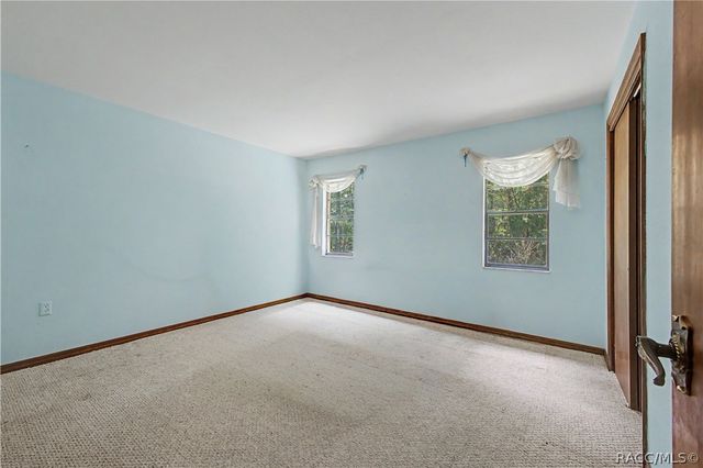 18255 Lake Lindsey Road, Brooksville, FL 34601