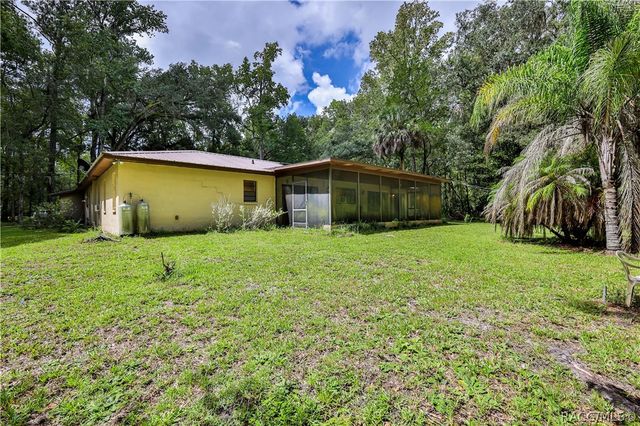 18255 Lake Lindsey Road, Brooksville, FL 34601