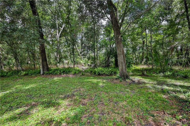 18255 Lake Lindsey Road, Brooksville, FL 34601