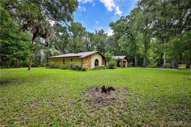 18255 Lake Lindsey Road, Brooksville, FL 34601