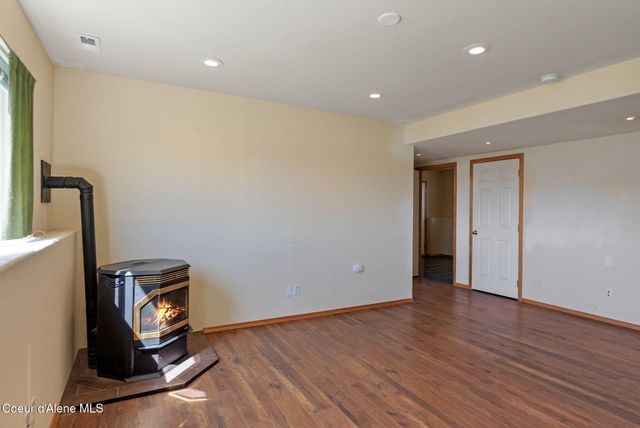 2996 E Briar CT, Athol, ID 83801