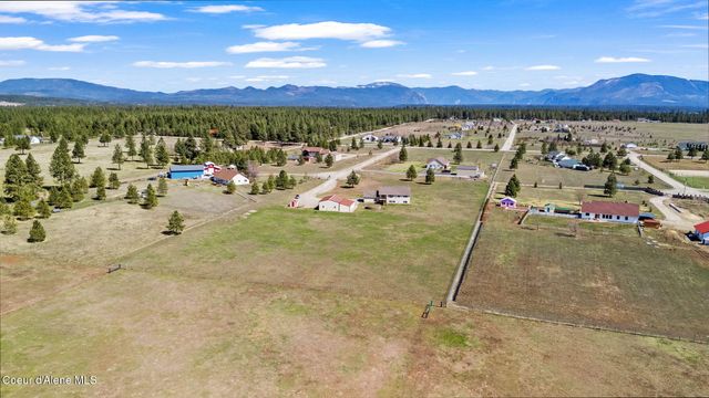 2996 E Briar CT, Athol, ID 83801
