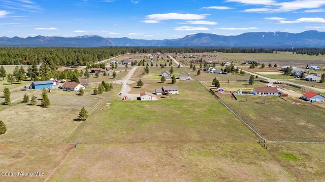 2996 E Briar CT, Athol, ID 83801