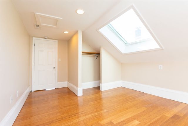 27 Shannon Street 2L, Boston, MA 02135