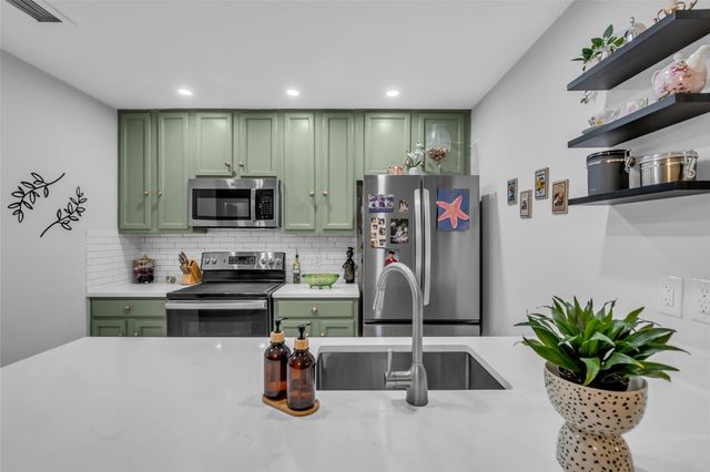 11711 Memorial Drive 271, Houston, TX 77024