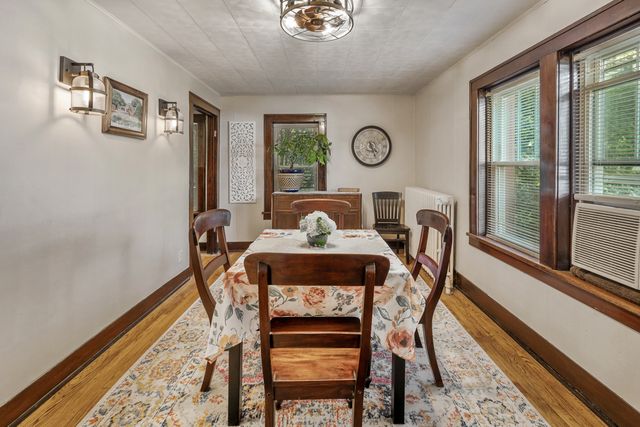 1078 Greenview Avenue, Des Plaines, IL 60016