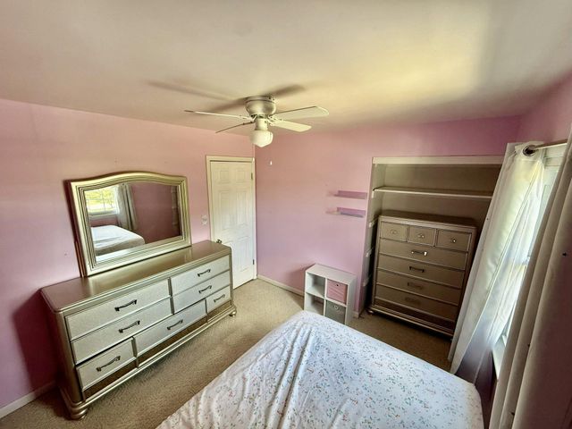 12 HEAGY DR, Lebanon, PA 17046