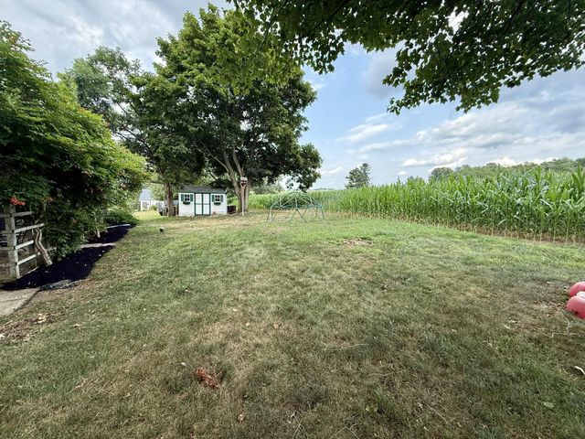 12 HEAGY DR, Lebanon, PA 17046