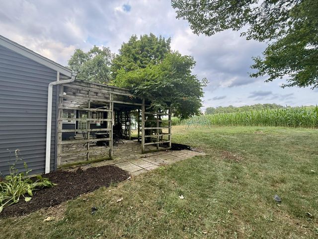 12 HEAGY DR, Lebanon, PA 17046