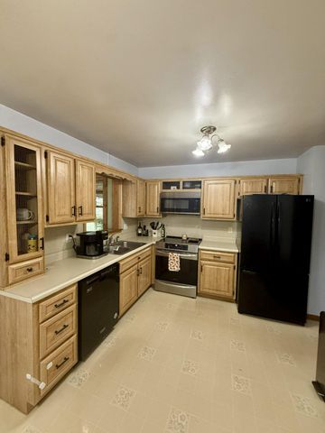 12 HEAGY DR, Lebanon, PA 17046