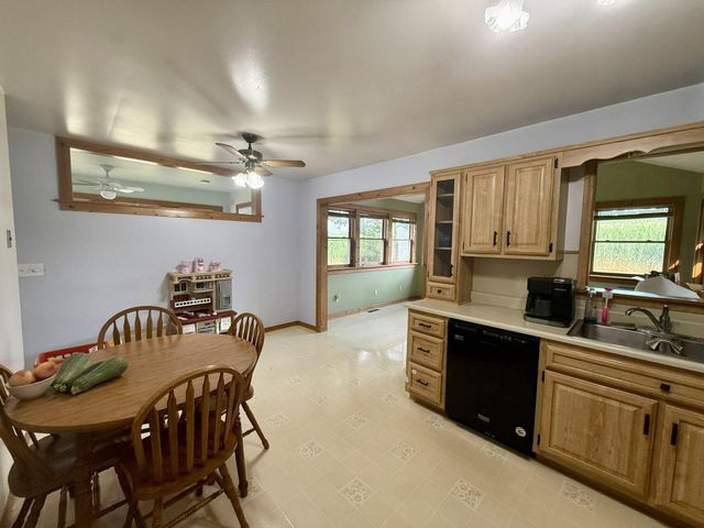 12 HEAGY DR, Lebanon, PA 17046