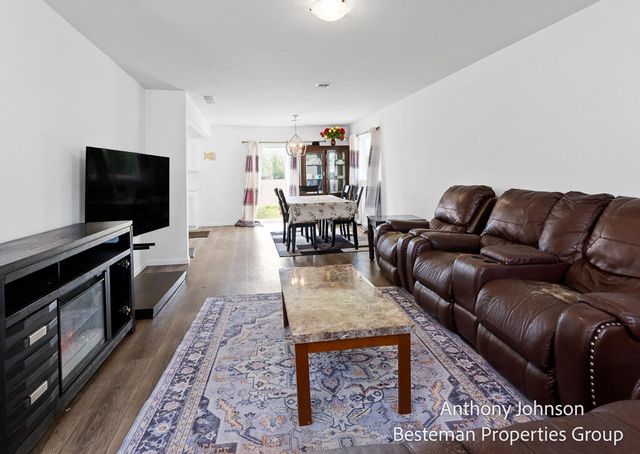 250 Warbler Drive, Caledonia, MI 49316