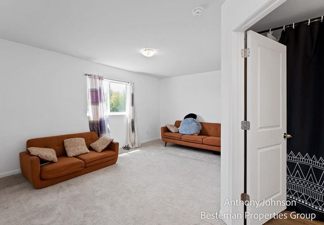 250 Warbler Drive, Caledonia, MI 49316