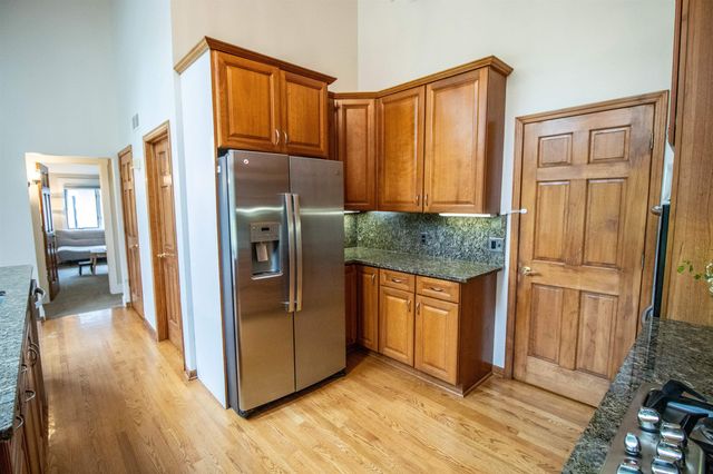 13138 White Lake Road, Fenton, MI 48430
