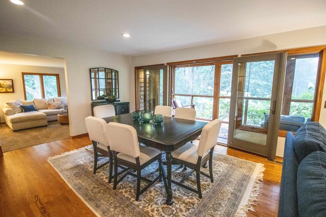 13138 White Lake Road, Fenton, MI 48430
