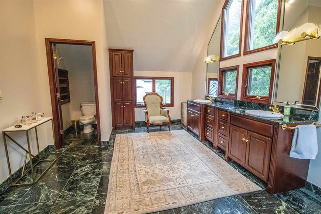 13138 White Lake Road, Fenton, MI 48430