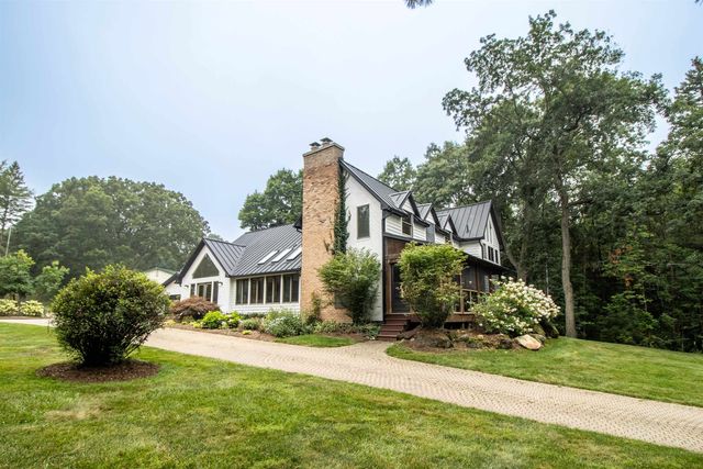 13138 White Lake Road, Fenton, MI 48430