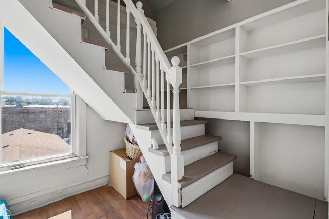 4440 N Kasson Avenue, Chicago, IL 60630