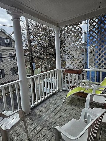 218 Howell Street 2, Providence, RI 02906