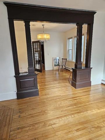 218 Howell Street 2, Providence, RI 02906