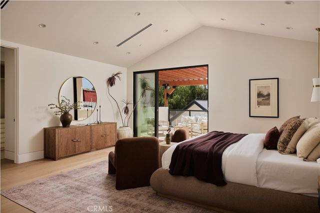 3076 Glenhurst Avenue, Los Angeles, CA 90039